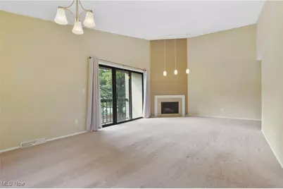 881 Hampton Ridge Drive, Akron, OH 44313 - Photo 8