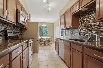 881 Hampton Ridge Drive, Akron, OH 44313 - Photo 16