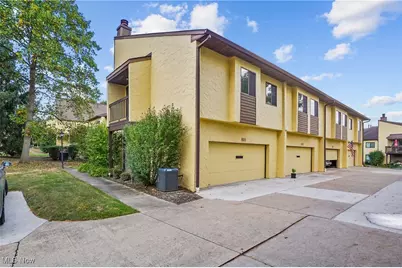 881 Hampton Ridge Drive, Akron, OH 44313 - Photo 34