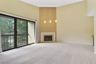 881 Hampton Ridge Dr, Akron, OH 44313 - Photo 10