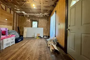 328 W Cross St, Summerfield, OH 43788 - Photo 4