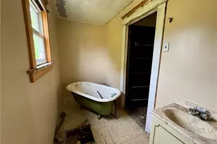 328 W Cross St, Summerfield, OH 43788 - Photo 18