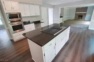 3630 Joyce Ann Dr, Youngstown, OH 44511 - Photo 12