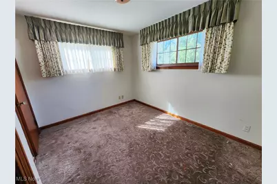 5838 Poland Struthers Road, Youngstown, OH 44514 - Photo 12