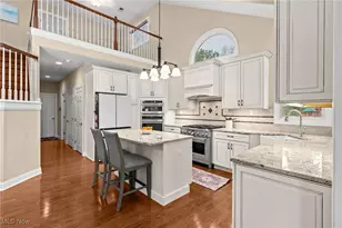 32557 Muirfield Dr, Avon Lake, OH 44012 - Photo 8