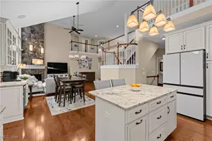 32557 Muirfield Dr, Avon Lake, OH 44012 - Photo 4