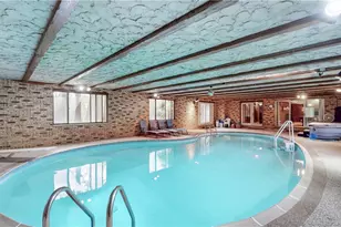 1785 Fairlawn Knolls Dr, Akron, OH 44313 - Photo 32