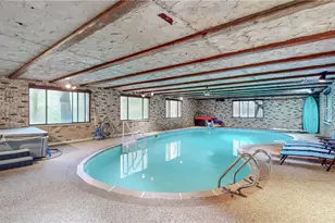 1785 Fairlawn Knolls Dr, Akron, OH 44313 - Photo 30