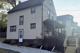 483 Bishop St, Akron, OH 44307 - Photo 22