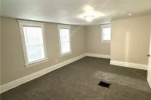 483 Bishop St, Akron, OH 44307 - Photo 8