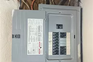 483 Bishop St, Akron, OH 44307 - Photo 20