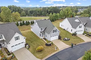 3722 Old Hickory Ave, Canton, OH 44718 - Photo 6