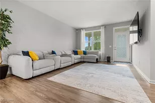 3722 Old Hickory Ave, Canton, OH 44718 - Photo 8