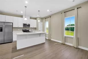 316 E Reno Dr, Louisville, OH 44641 - Photo 10