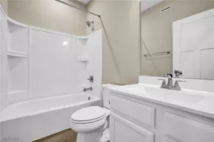 316 E Reno Dr, Louisville, OH 44641 - Photo 20