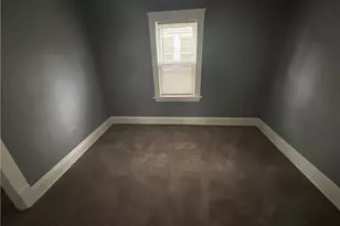 10004 Mt Auburn Ave, Loveland, OH 44104 - Photo 6