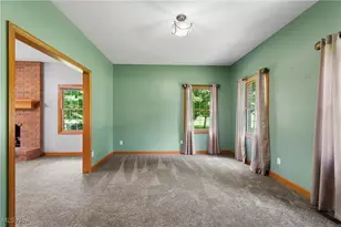 6180 Edison St NE, Hartville, OH 44632 - Photo 18