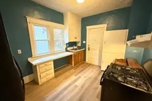 518 Rentschler St, Akron, OH 44304 - Photo 4