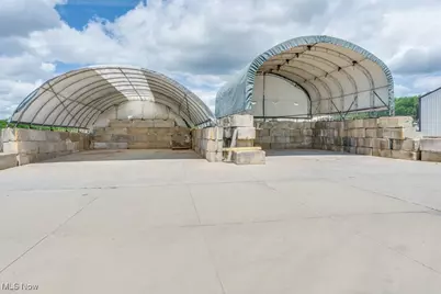 1051 Eastwood Avenue, Akron, OH 44305 - Photo 4