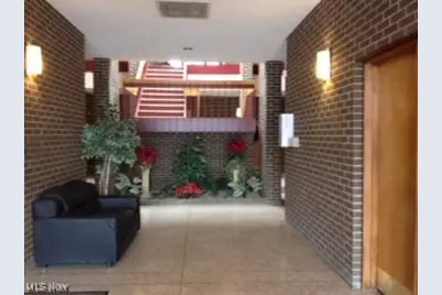 2223 Fulton Road NW, Canton, OH 44709 - Photo 8
