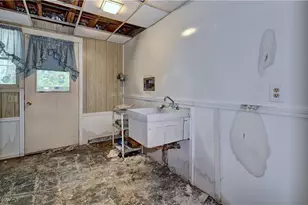 726 N 12th St, Sebring, OH 44672 - Photo 44