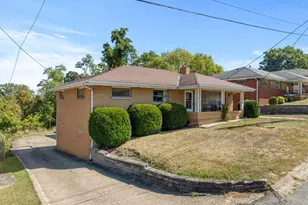 146 N 15th St, Weirton, WV 26062 - Photo 2