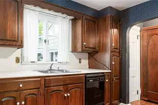 2751 E Ridgewood Cir, Zanesville, OH 43701 - Photo 14