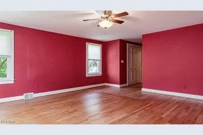 2751 E Ridgewood Circle, Zanesville, OH 43701 - Photo 26