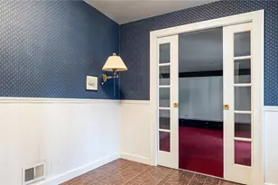 2751 E Ridgewood Cir, Zanesville, OH 43701 - Photo 18