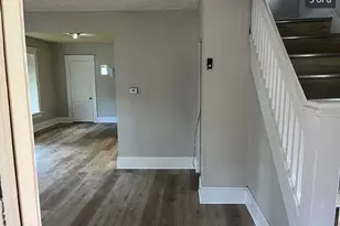 844 Sumner St, Akron, OH 44311 - Photo 6