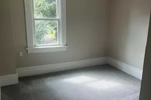 844 Sumner St, Akron, OH 44311 - Photo 4