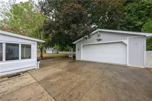 3826 Powell Ave, Coventry, OH 44319 - Photo 6