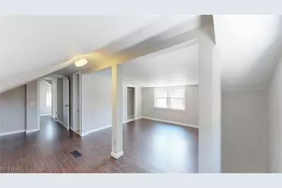 653 Washington Avenue, Barberton, OH 44203 - Photo 24