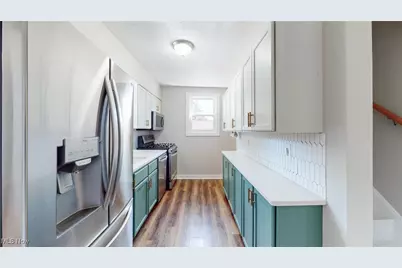 653 Washington Avenue, Barberton, OH 44203 - Photo 6