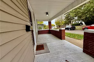 1206 Foster Ave, Cambridge, OH 43725 - Photo 4