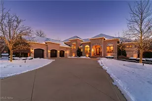 6752 Rivercrest Dr, Brecksville, OH 44141 - Photo 2