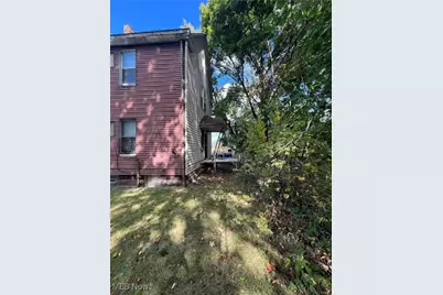 945 E 77th Street, Loveland, OH 44103 - Photo 8