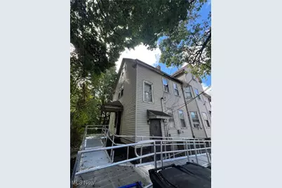 945 E 77th Street, Loveland, OH 44103 - Photo 10