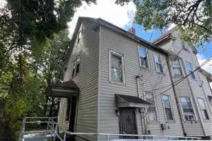 945 E 77th St, Loveland, OH 44103 - Photo 10