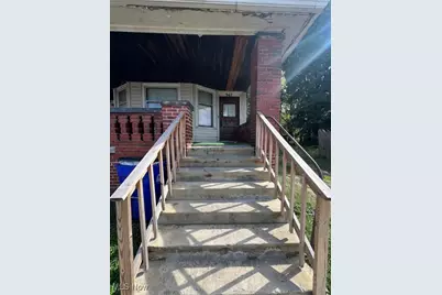 945 E 77th Street, Loveland, OH 44103 - Photo 6