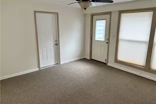 823 Washington Ave, Cuyahoga Falls, OH 44221 - Photo 22