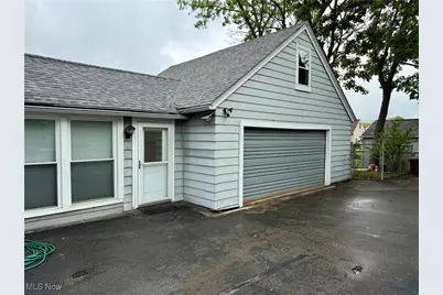 823 Washington Avenue, Cuyahoga Falls, OH 44221 - Photo 28