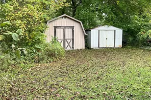 21 Cedar St, New London, OH 44851 - Photo 12