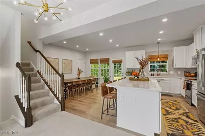 1113 Bean Lane, Akron, OH 44313 - Photo 8