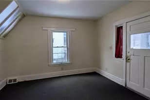 826 Michigan Ave, Youngstown, OH 44504 - Photo 10