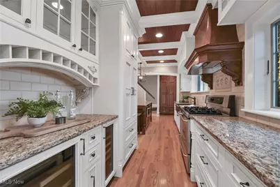 2831 Fairmount Boulevard #2831, Cleveland Heights, OH 44118 - Photo 4