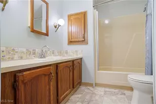 18 Boxwood Dr, Beloit, OH 44609 - Photo 22