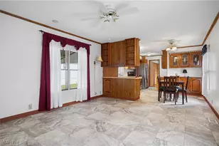 18 Boxwood Dr, Beloit, OH 44609 - Photo 8