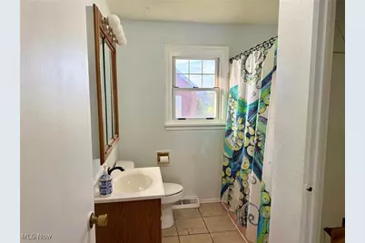 112 Hardy Street, Weirton, WV 26062 - Photo 6