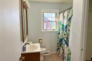 112 Hardy St, Weirton, WV 26062 - Photo 6